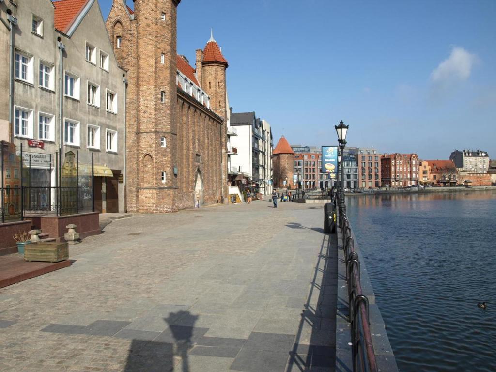 Grand-Tourist River Side Apartments Гданск Стая снимка